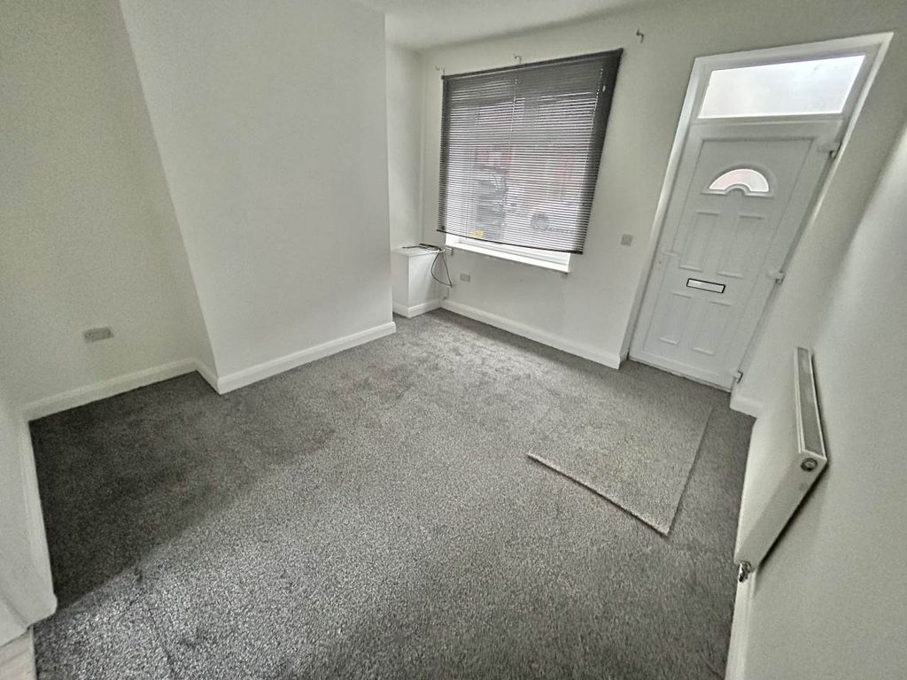 Property photo 2 of 9 New Lounge Pics