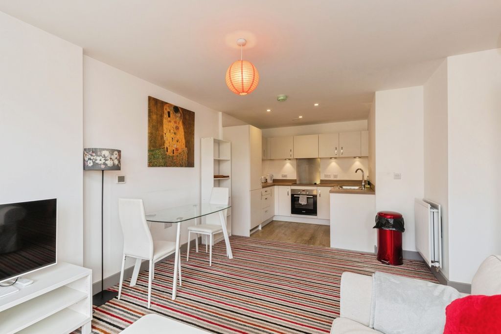 Property photo 3 of 17 Photo