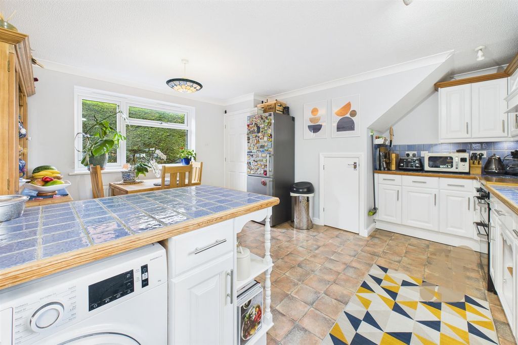 Property photo 3 of 15 Kitchen/Diner