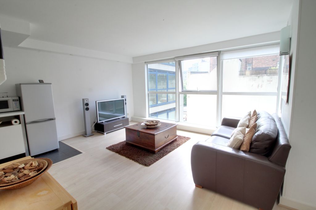 Property photo 2 of 6
