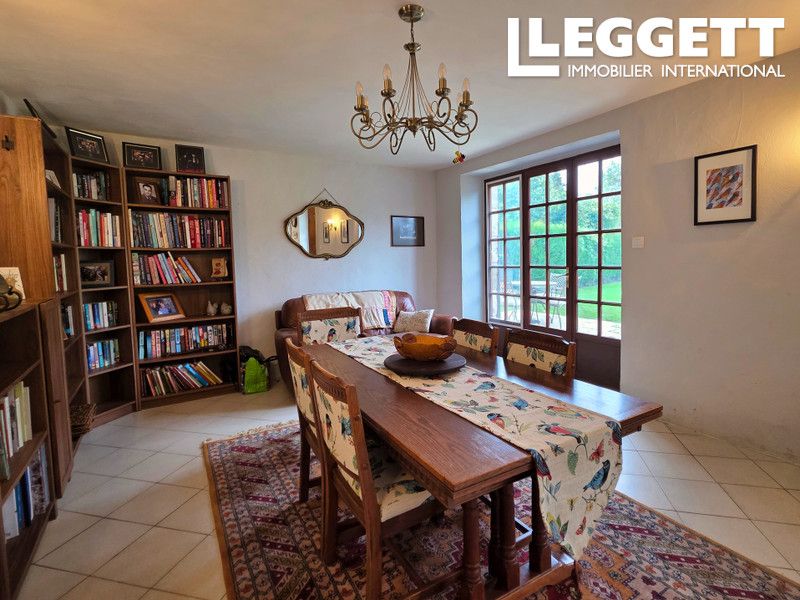 Property photo 3 of 10