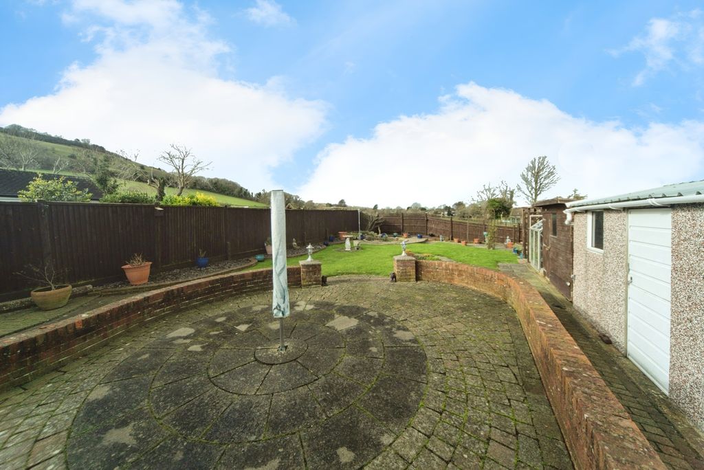 Property photo 3 of 25 Pbox-Img.Jpg