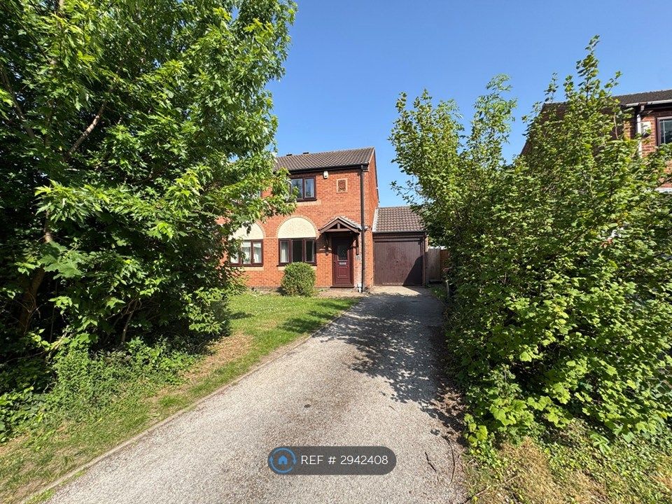 Property photo 3 of 19 Drive For 2 Cars