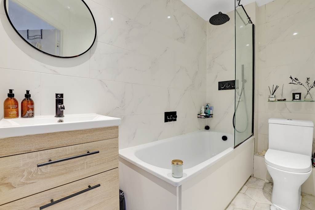 Property photo 2 of 9 10-c1c1Jhgwl - 69 Bridge Meadows - 19-Small