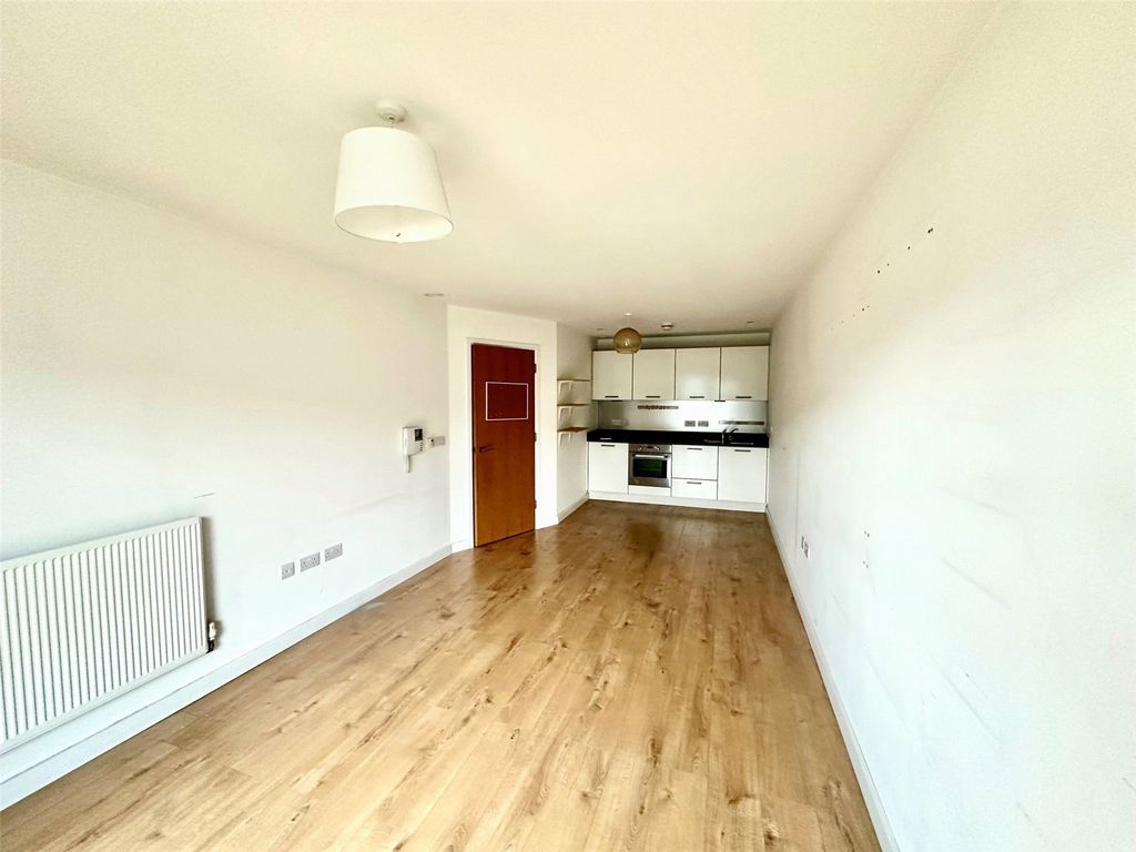 Property photo 3 of 9 Picture No. 02