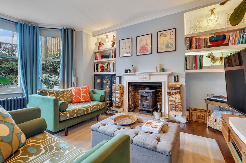 Property photo 1 of 23