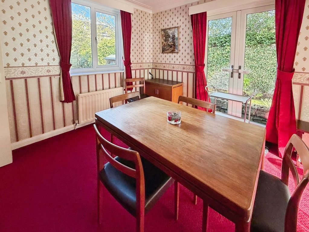 Property photo 3 of 28