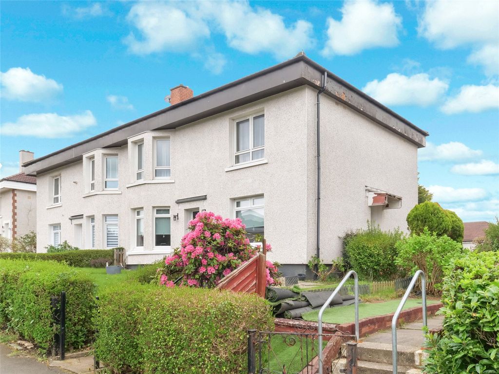 Property photo 1 of 13 Exrernal