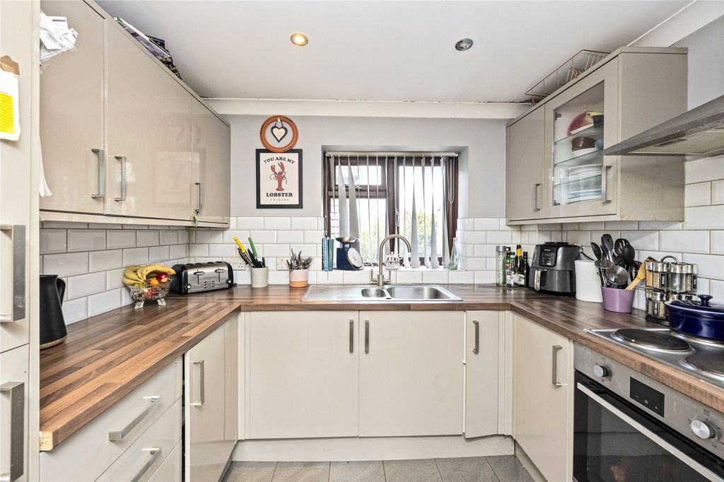 Property photo 3 of 11 Picture No. 06