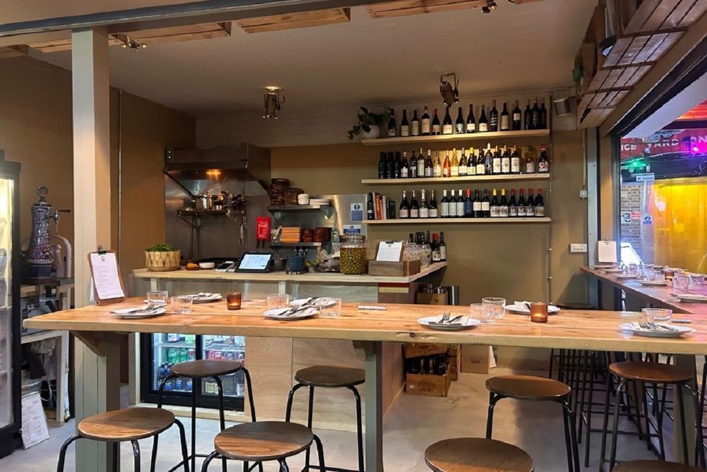 Property photo 2 of 7