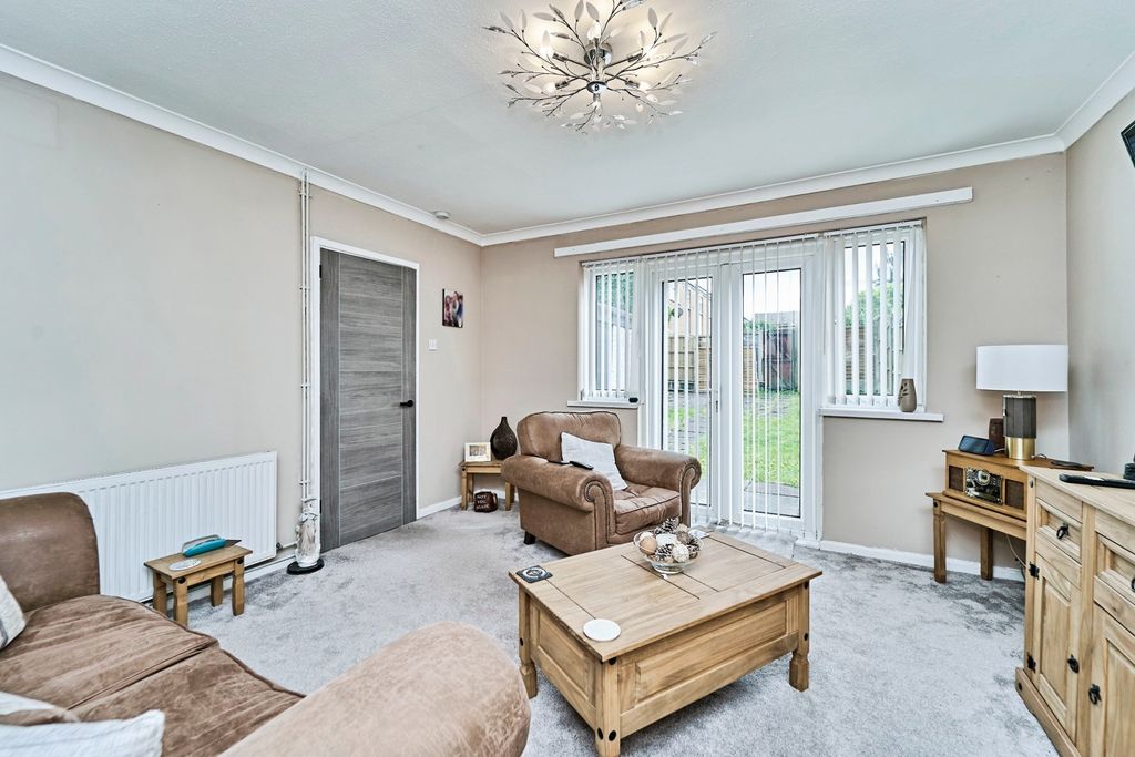 Property photo 3 of 17 Photo