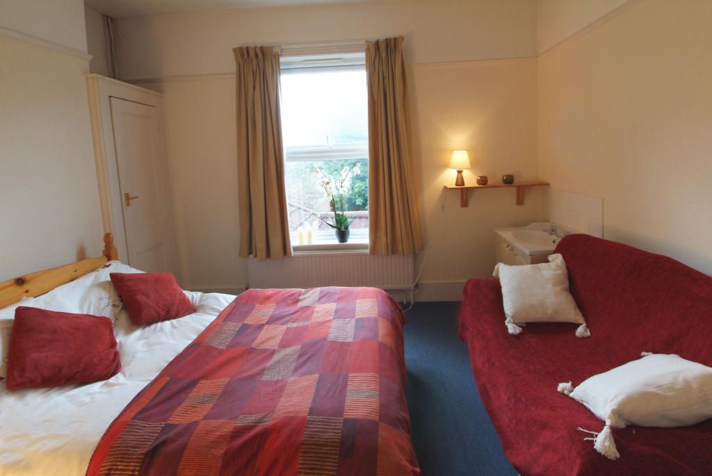 Property photo 3 of 6