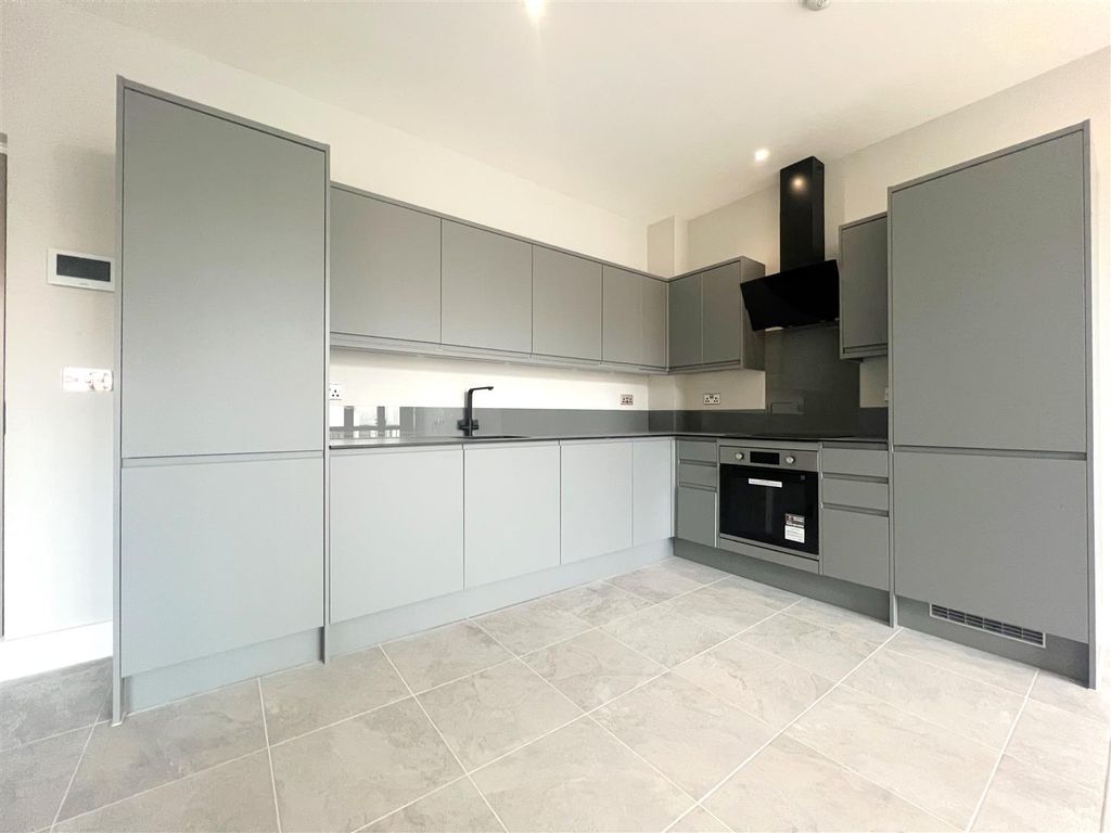 Property photo 3 of 9 Open Plan Living/Kitchen