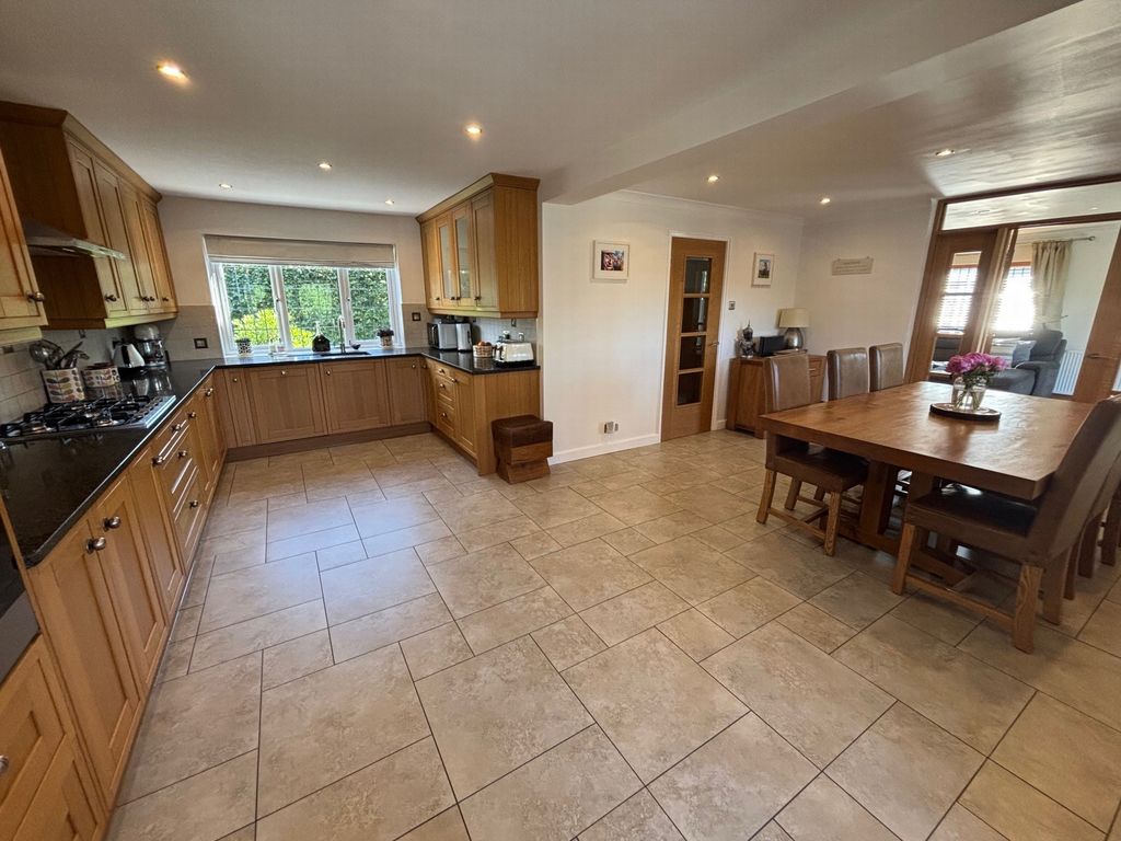 Property photo 2 of 13 Photo 2
