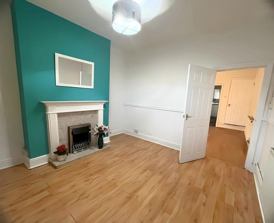 Property photo 3 of 10 38d8c968-3De8-4c61-Bc60-E9A05A000894.Jpg