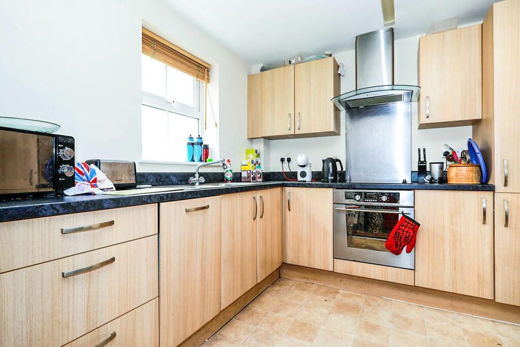 Property photo 2 of 3
