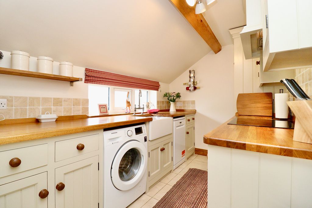 Property photo 2 of 10 Img_7931