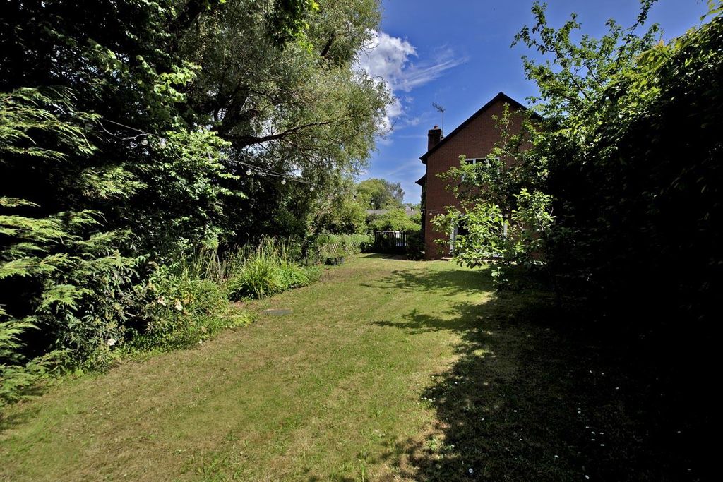 Property photo 3 of 26 Image