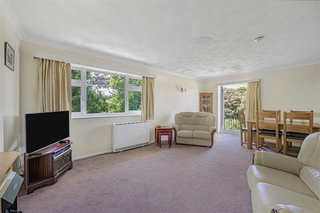 Property photo 3 of 13 Living/Dining Room