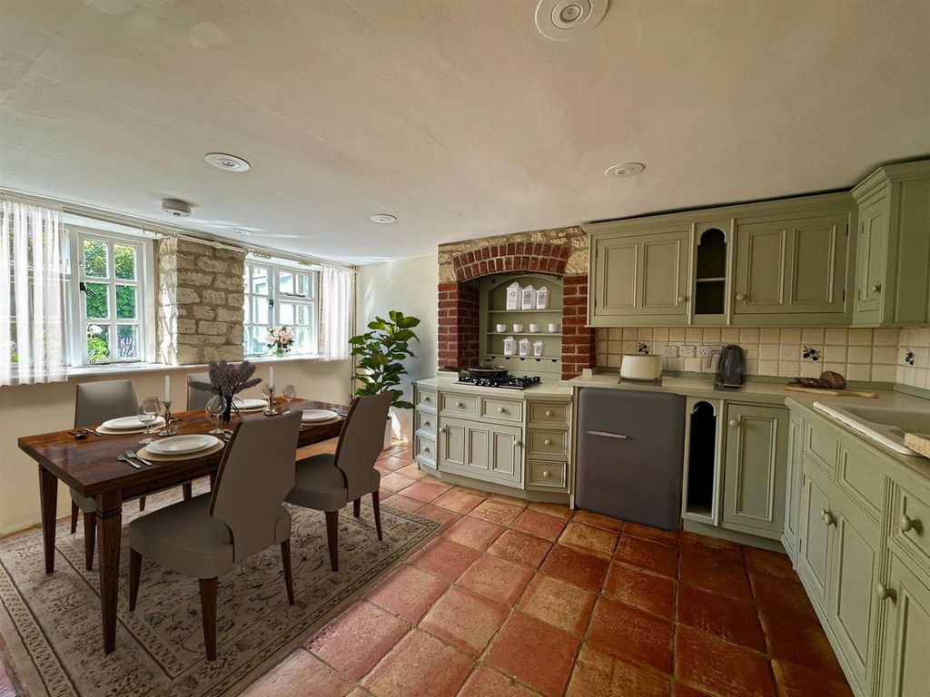 Property photo 3 of 14 Kitchen (Virtually Staged)