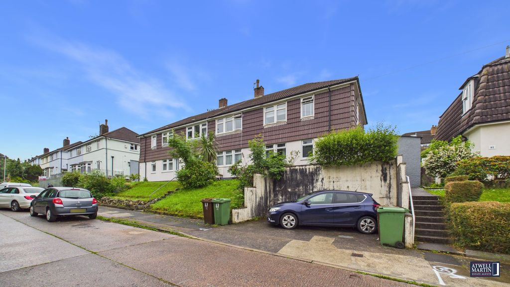 Property photo 1 of 31