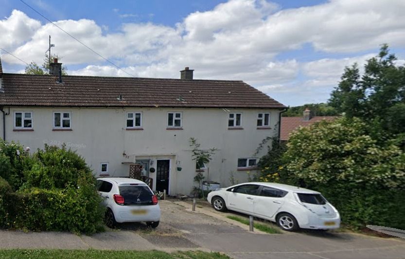 Property photo 1 of 12