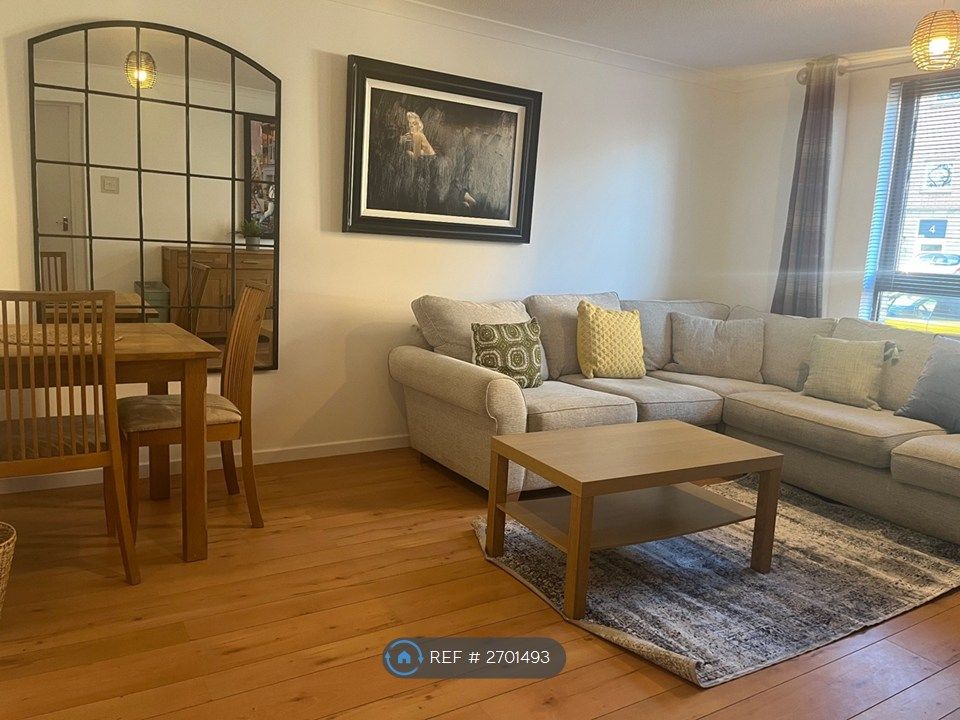 Property photo 3 of 21 Iron Window Mirror Brings Light To Life