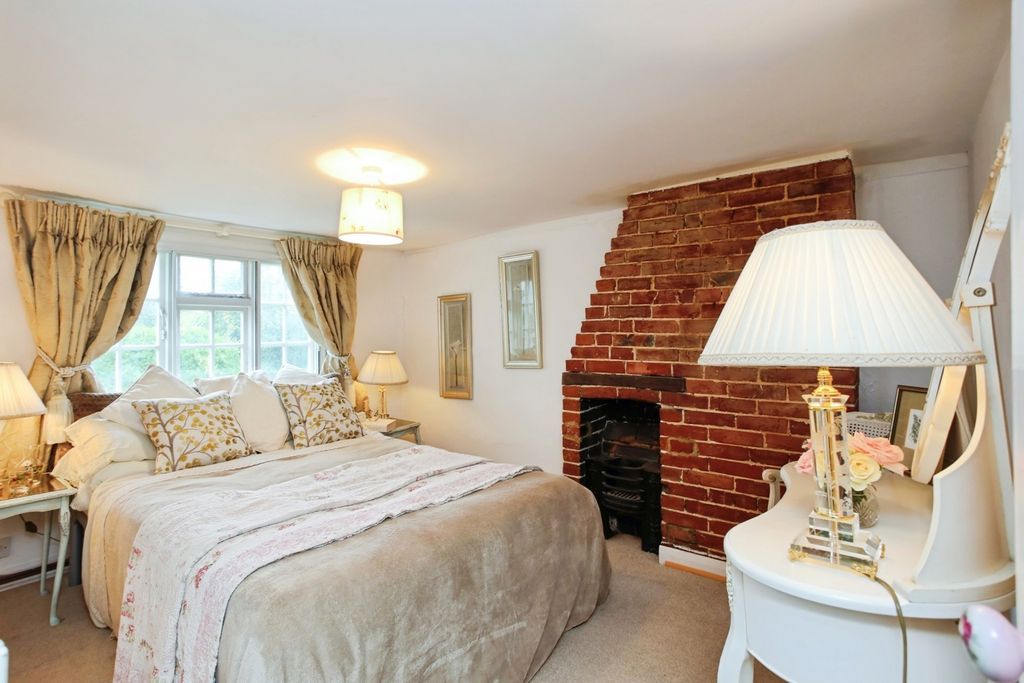 Property photo 3 of 13 Pbox-Img.Jpg
