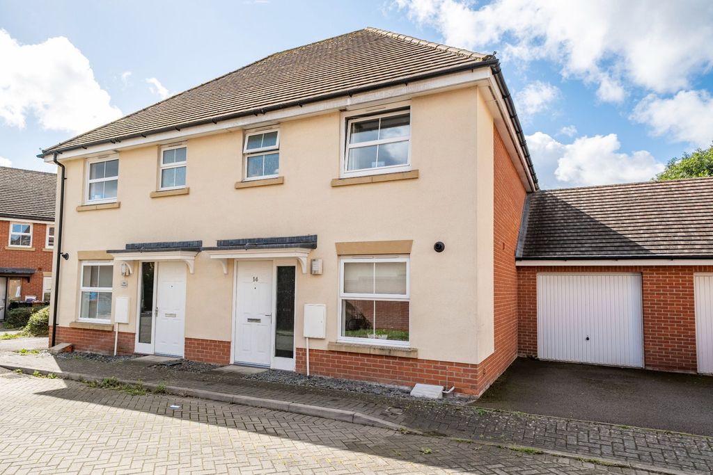 Property photo 1 of 23
