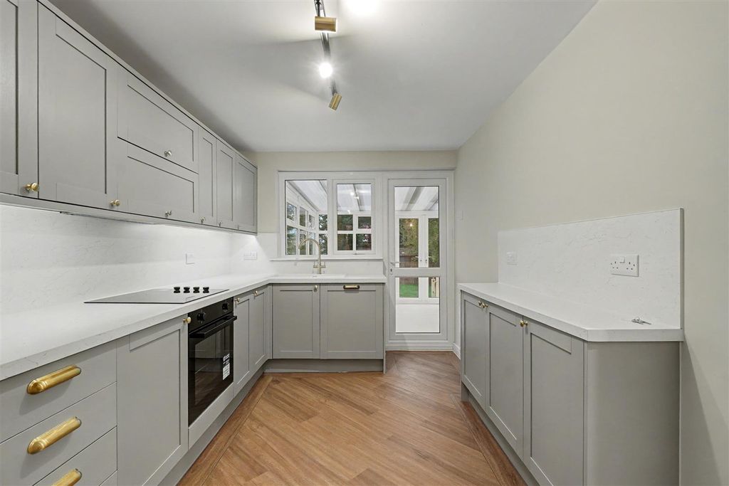 Property photo 2 of 37 Kitchen