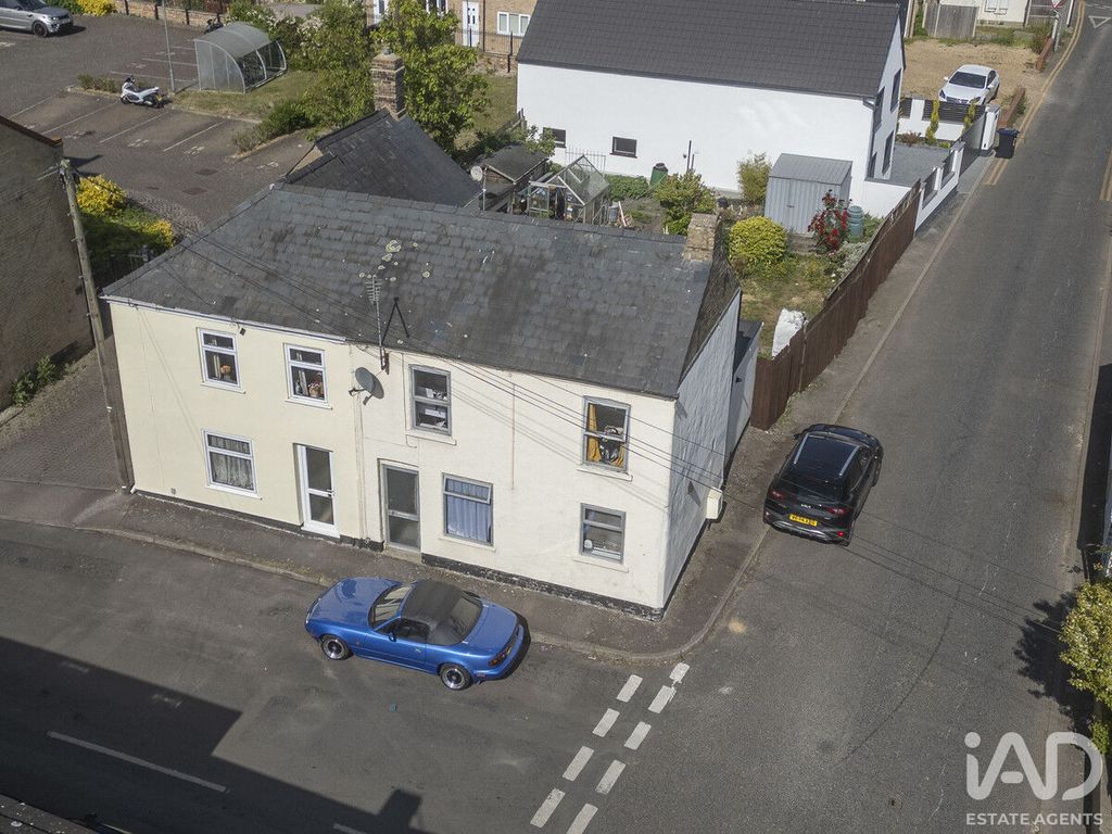 Property photo 1 of 15