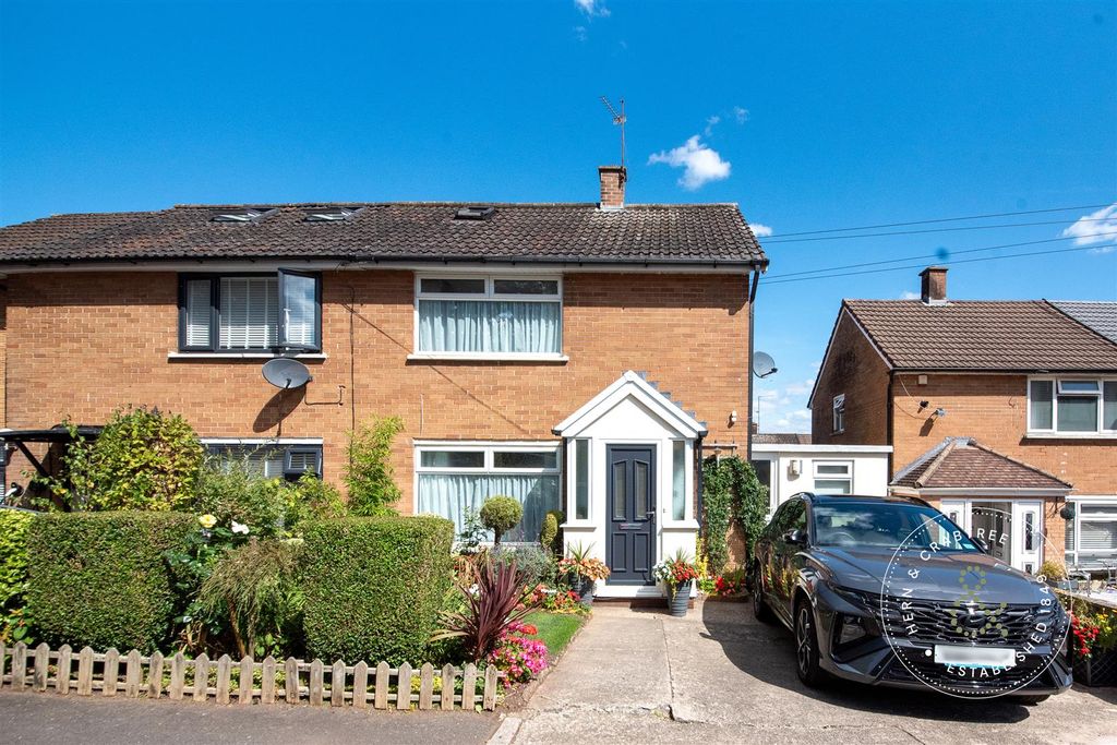 Property photo 1 of 32 Elderberry-Road-09.Jpg
