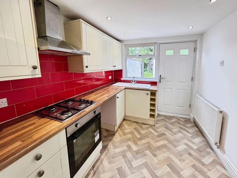 Property photo 2 of 15 Kitchen