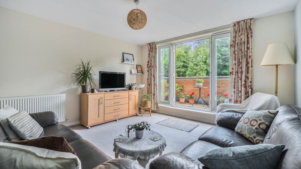 Property photo 1 of 19