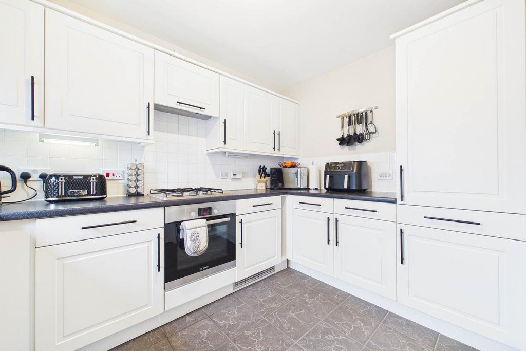 Additional image 8 of 2 bed flat for saleBroad Cairn Court, Motherwell ML1