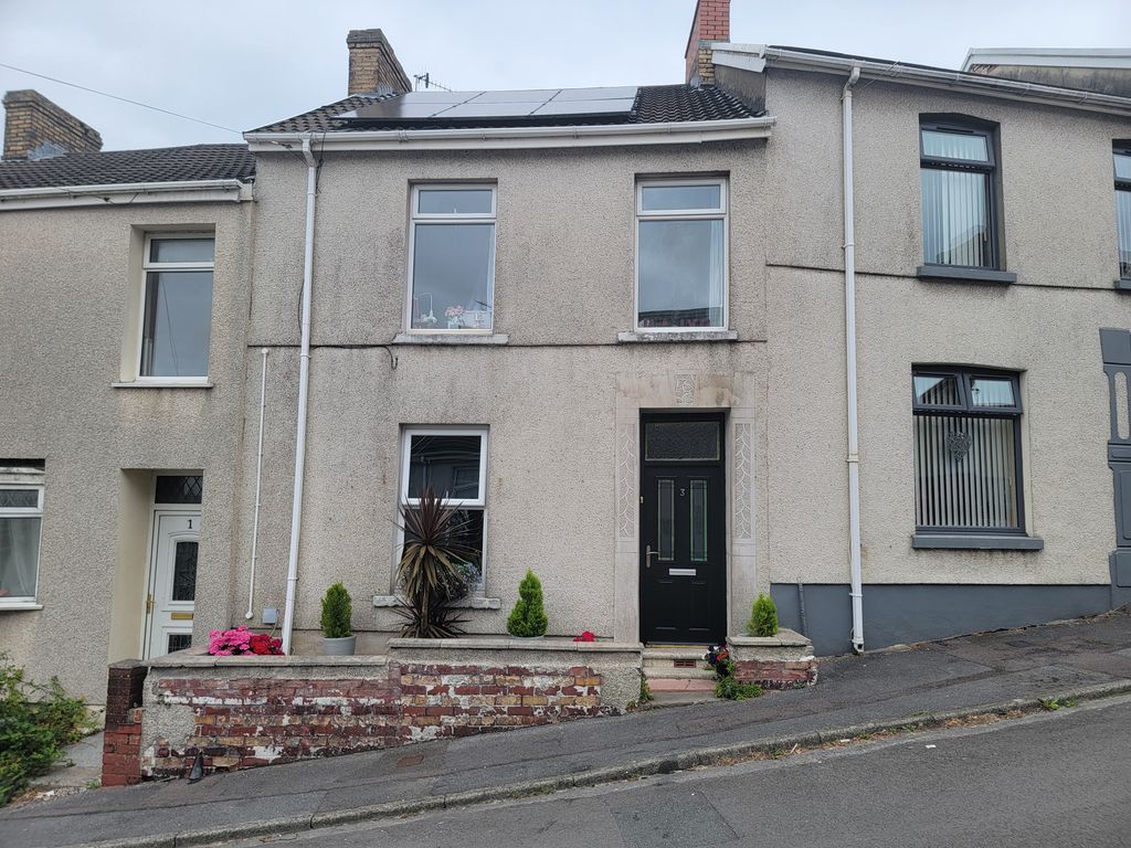 Property photo 1 of 24