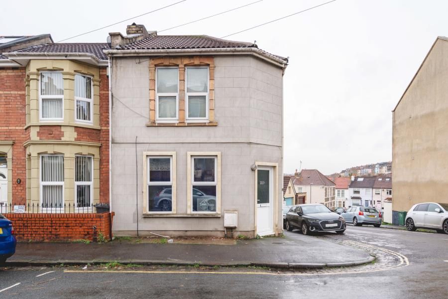 Property photo 1 of 11