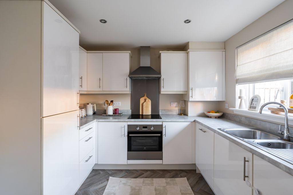 Property photo 3 of 24 Property Image 3