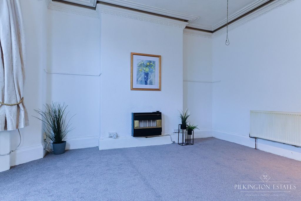 Property photo 2 of 7 4797454