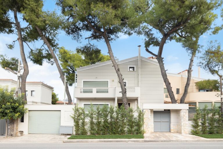 Property photo 1 of 24