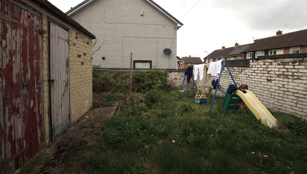 Property photo 2 of 13 Garden