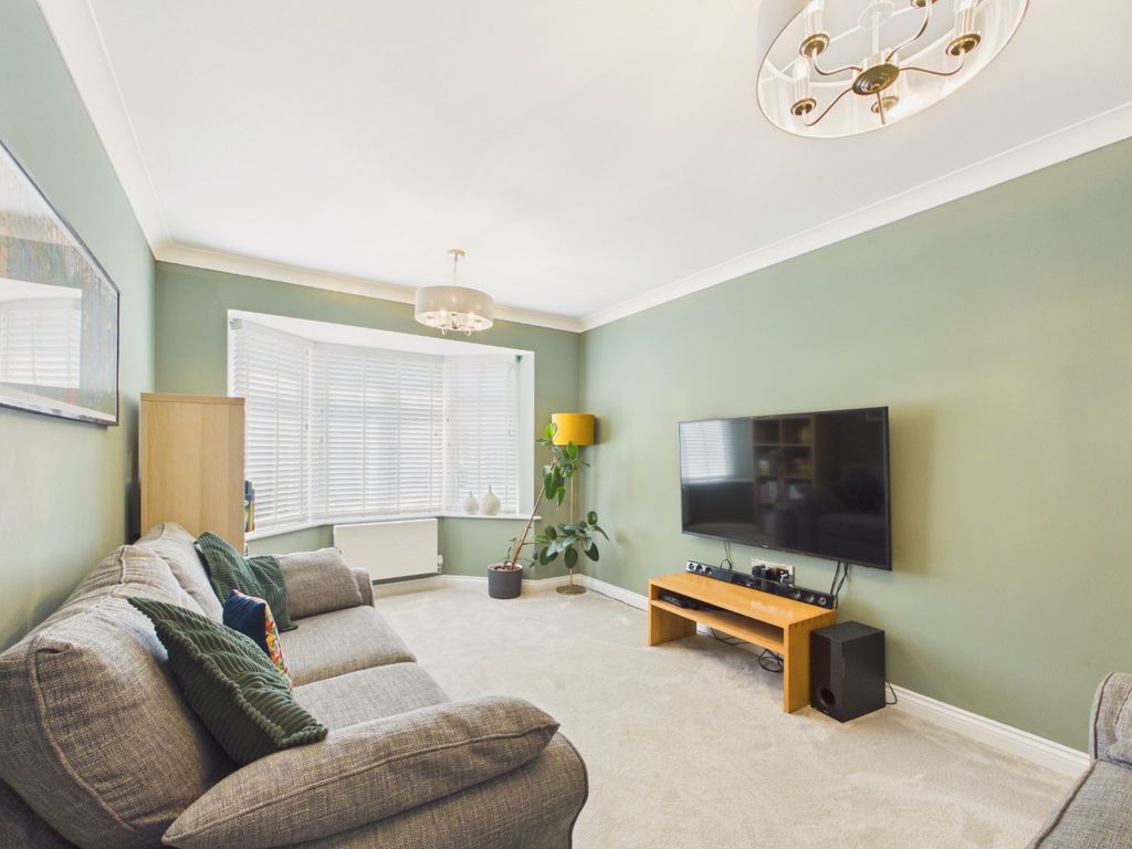 Property photo 3 of 20 4701784