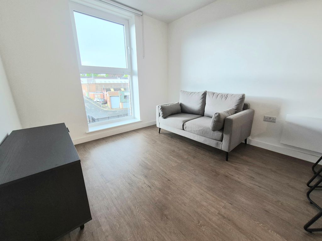 Property photo 1 of 10 Image