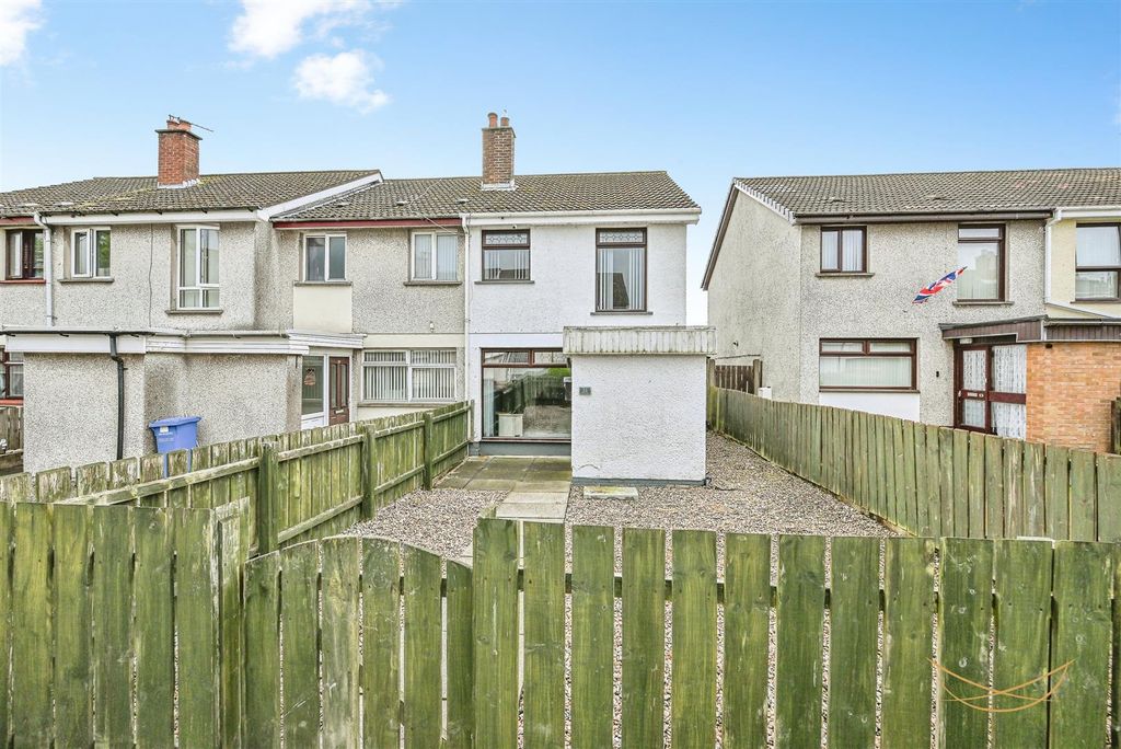 Property photo 2 of 37 Dhp-3.Jpg
