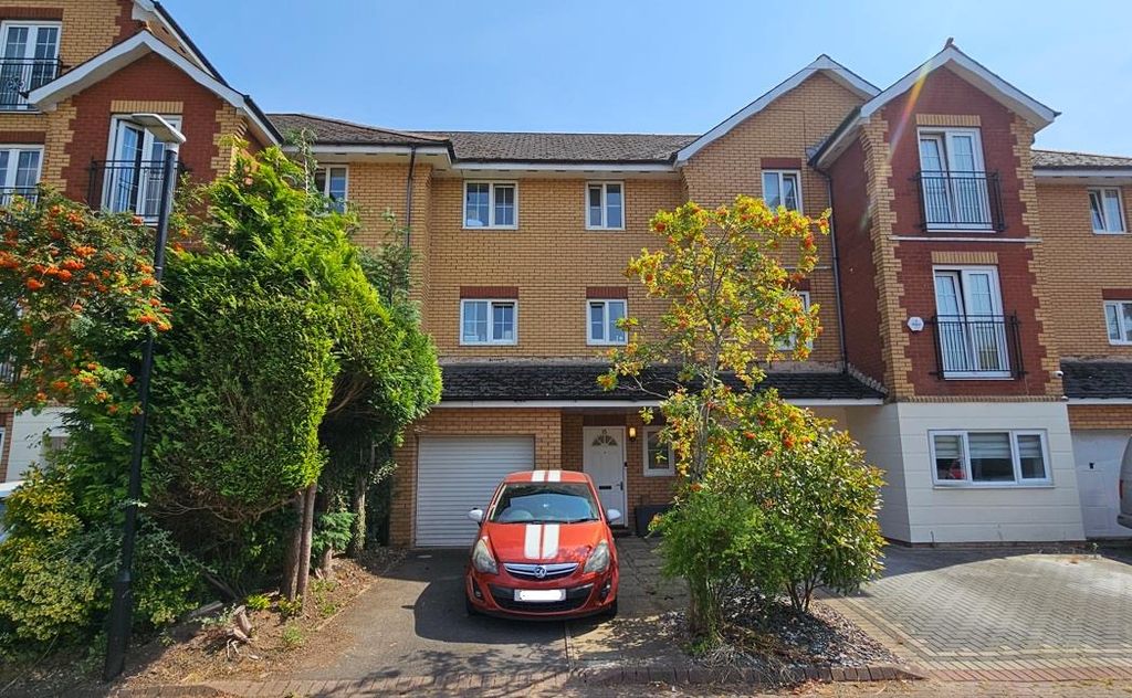 Property photo 1 of 1 15 Harrison Way.Jpg