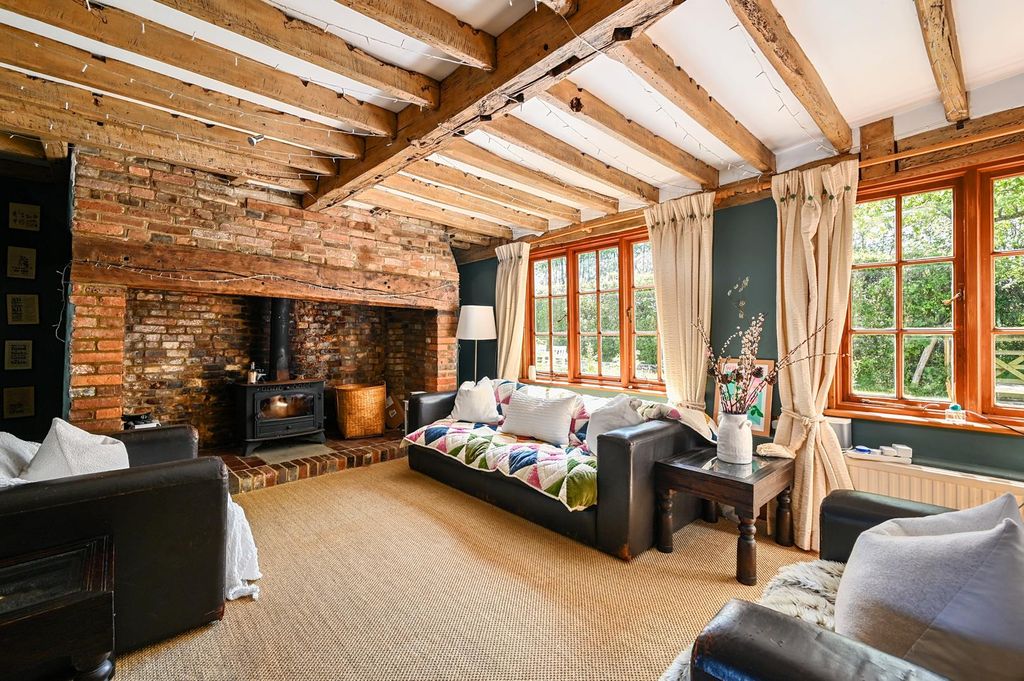 Property photo 2 of 24 Pipers Farm - Puddingcake Lane - Tn174Js - Photos