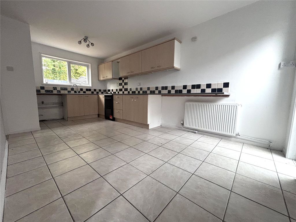 Property photo 2 of 13 Picture No. 09