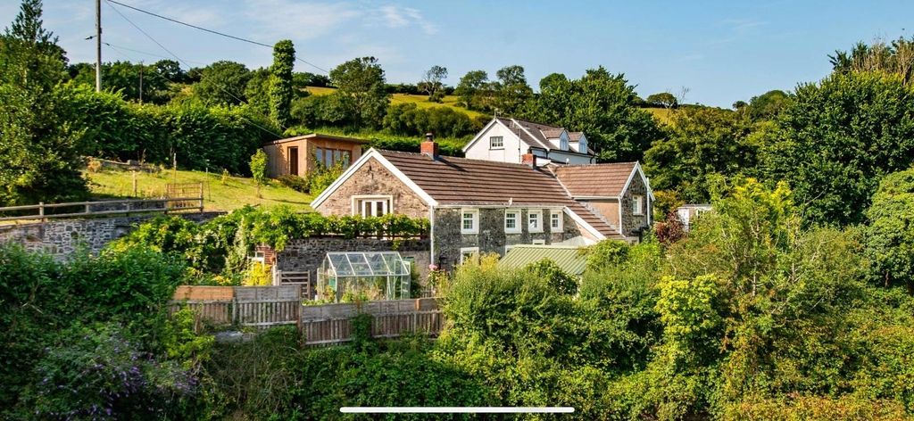 Property photo 1 of 25 Picture No. 29