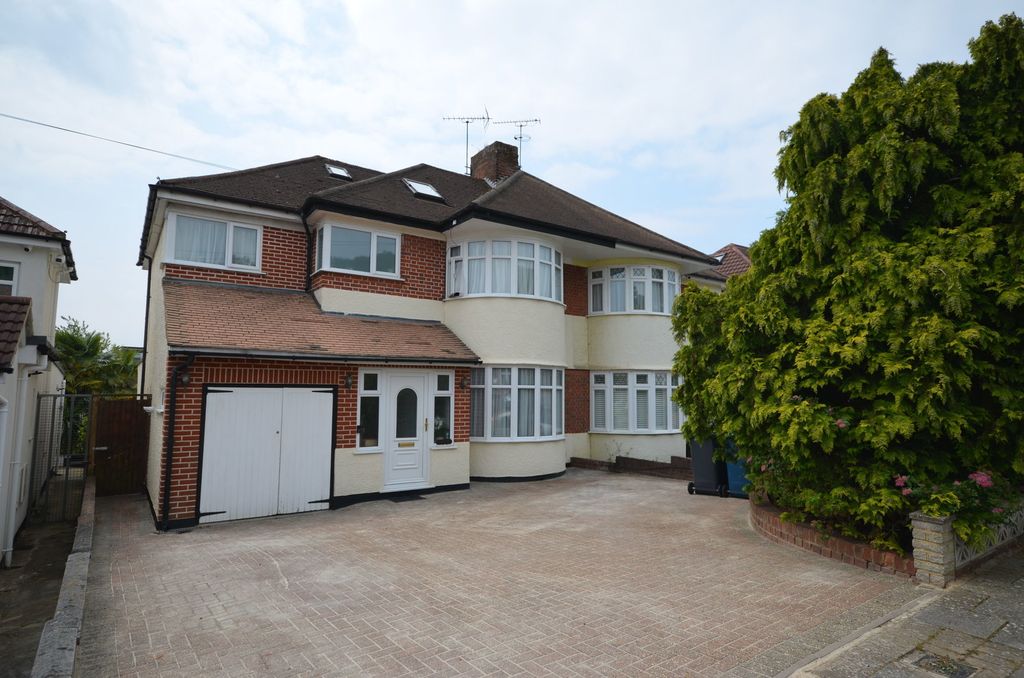Property photo 1 of 25