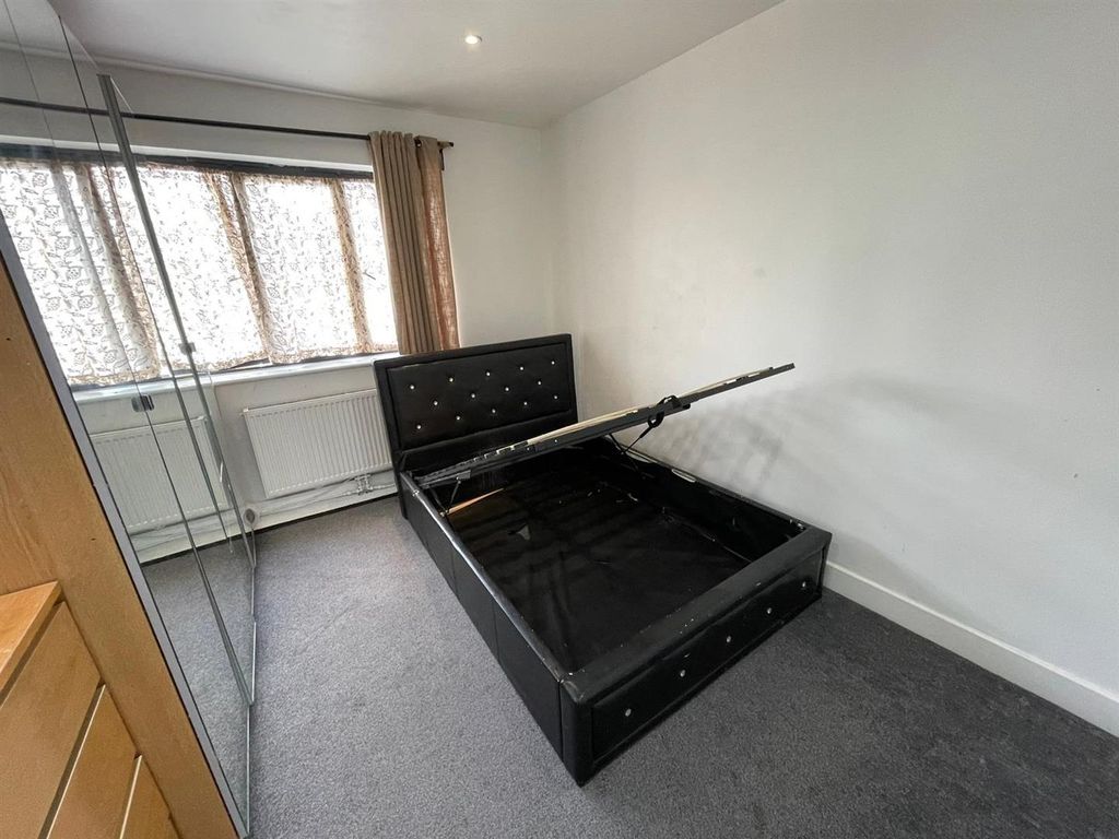 Property photo 1 of 7 4F37d33d-Dd0d-47A8-96d0-01B6029Ddb23.Jpg